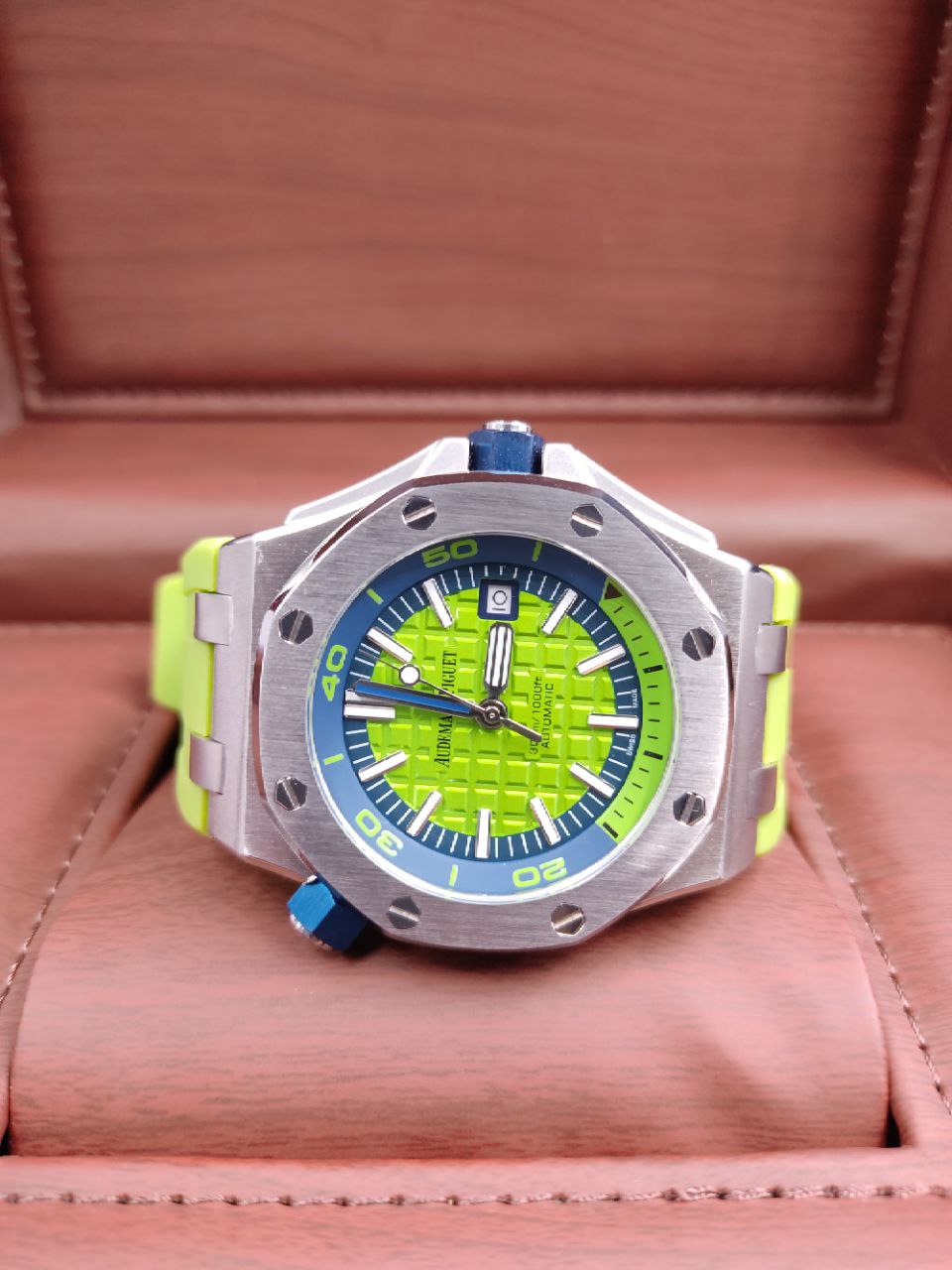 Audemars Piguet Offshore Drive 44 mm Vert